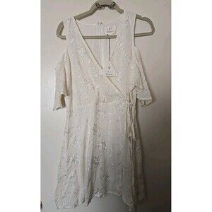 Lust+Wander Floral Embroidery Cream Women's Dress Cold-Shoulder Sleeve Sz L NWT